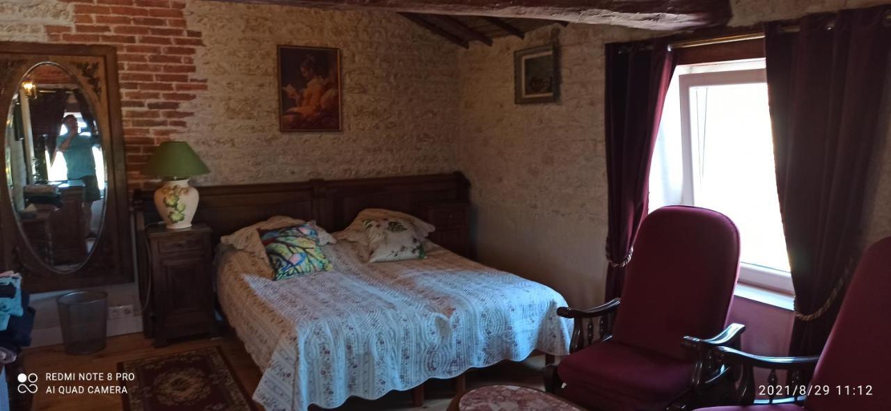 Chez Marek et Urszula Panzió Le Langon Kültér fotó