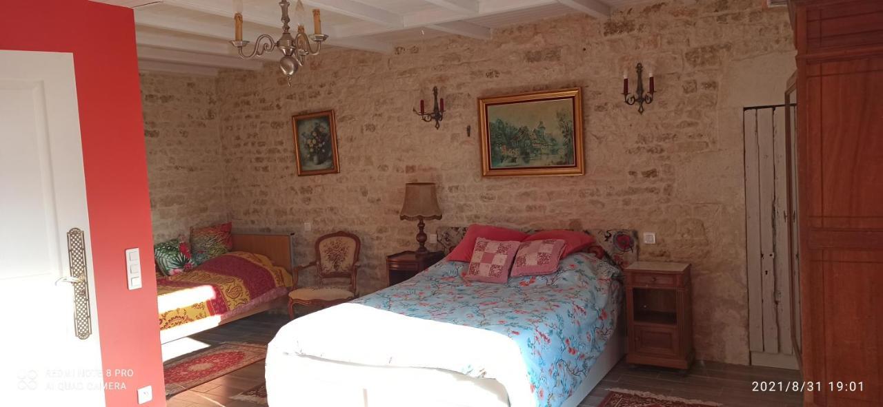 Chez Marek et Urszula Panzió Le Langon Kültér fotó